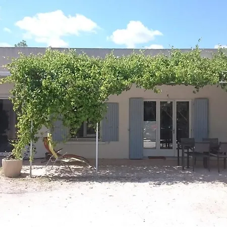 Maison dans quartier calme LʼIsle-sur-la-Sorgue Extérieur photo